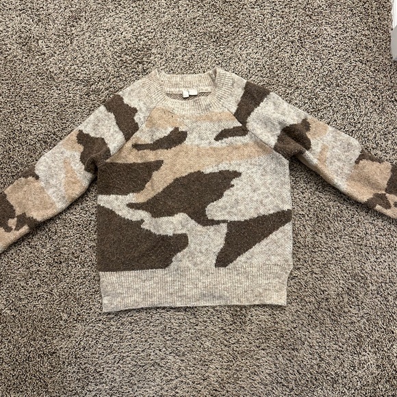 Anthropologie Sweaters - Anthropologie Moth Camo Sweater